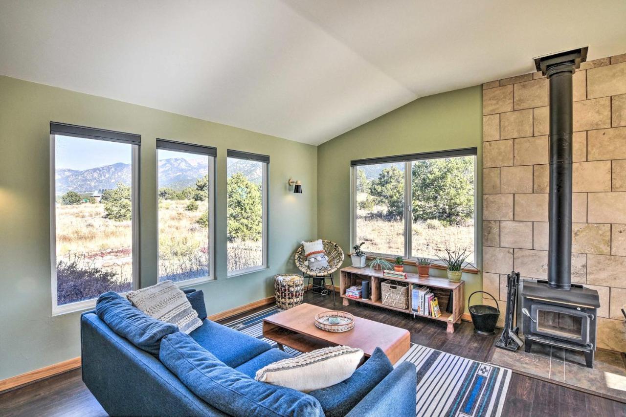 Cozy Remote Retreat • Mountain Views • Stargazing Villa Crestone Dış mekan fotoğraf