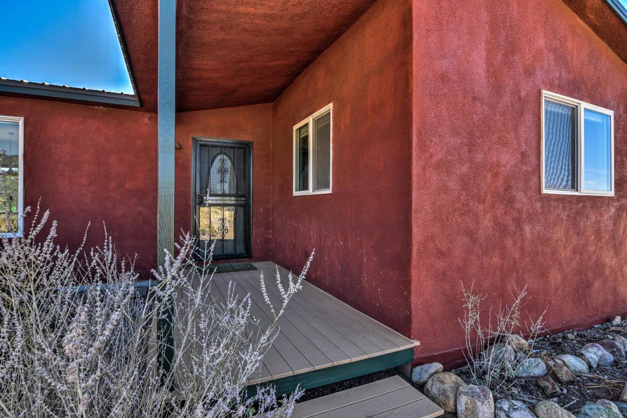 Cozy Remote Retreat • Mountain Views • Stargazing Villa Crestone Dış mekan fotoğraf